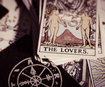 The lovers tarot card